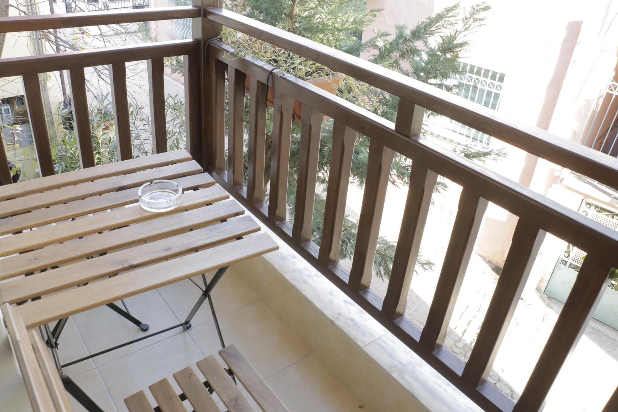 Helen'S Little Castle Free Private Parking Apartment Tesalonika Bagian luar foto